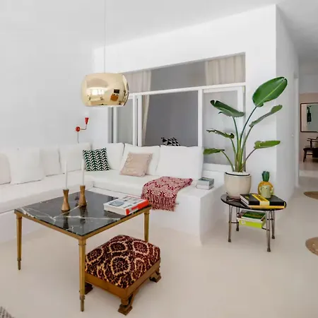 Sardina Ocean Front Apartment
