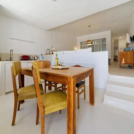 Sardina Ocean Front Apartment